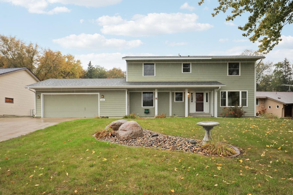 Photo of 1440 Valley View Road, Chaska, MN 55318 (MLS # 7158646)