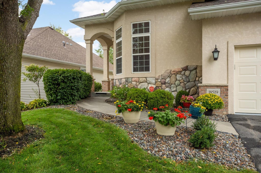 Photo of 18519 Farmstead Circle, Eden Prairie, MN 55347 (MLS # 7149465)