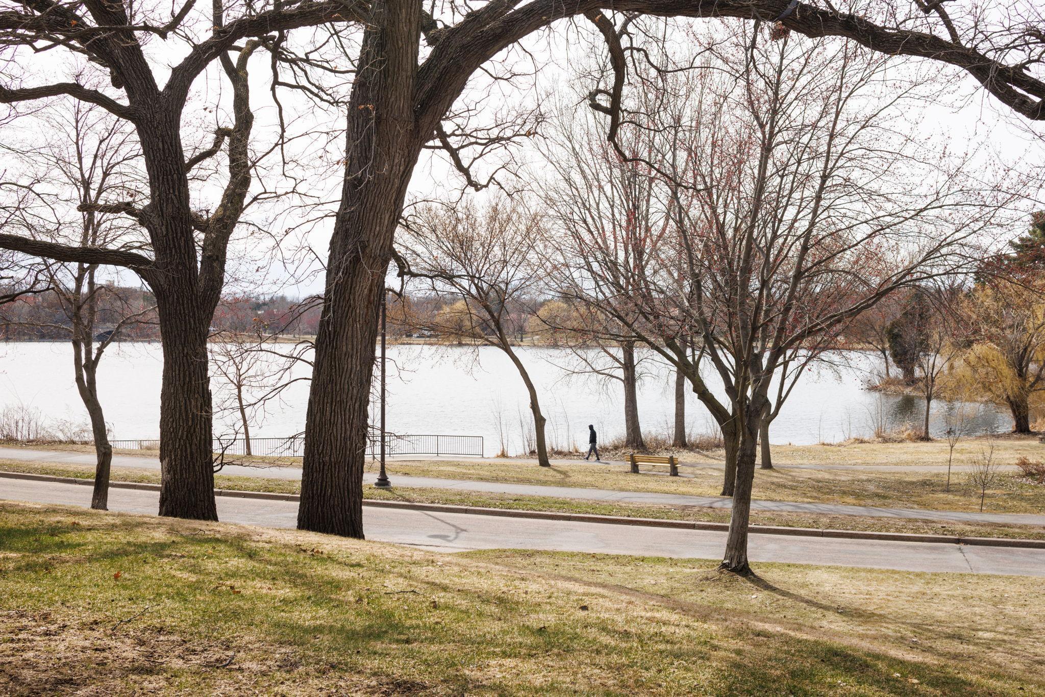 2635 Newton Avenue S