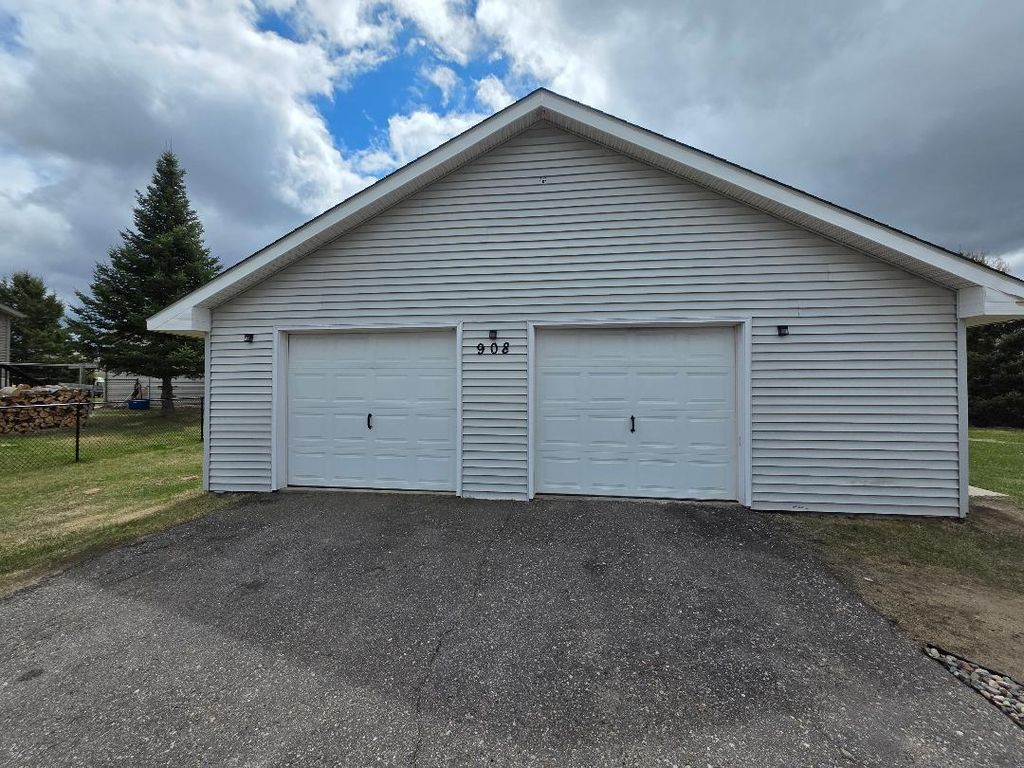Photo of 908 Trailview Street, Bovey, MN 55709 (MLS # 7065121)