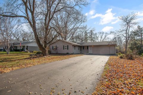 12035 45th Avenue N Plymouth MN 55442