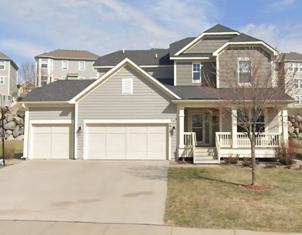 Photo of 5040 Kimberly Lane N, Plymouth, MN 55446 (MLS # 7029370)