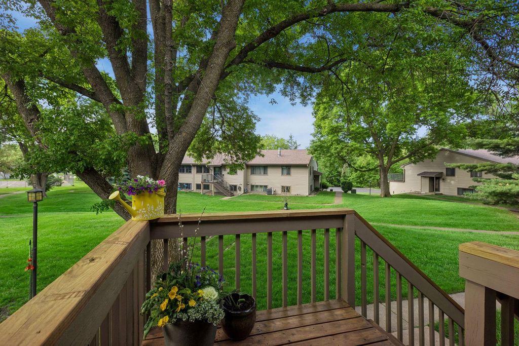 Photo of 1432 Arden View Drive, Arden Hills, MN 55112 (MLS # 7054531)