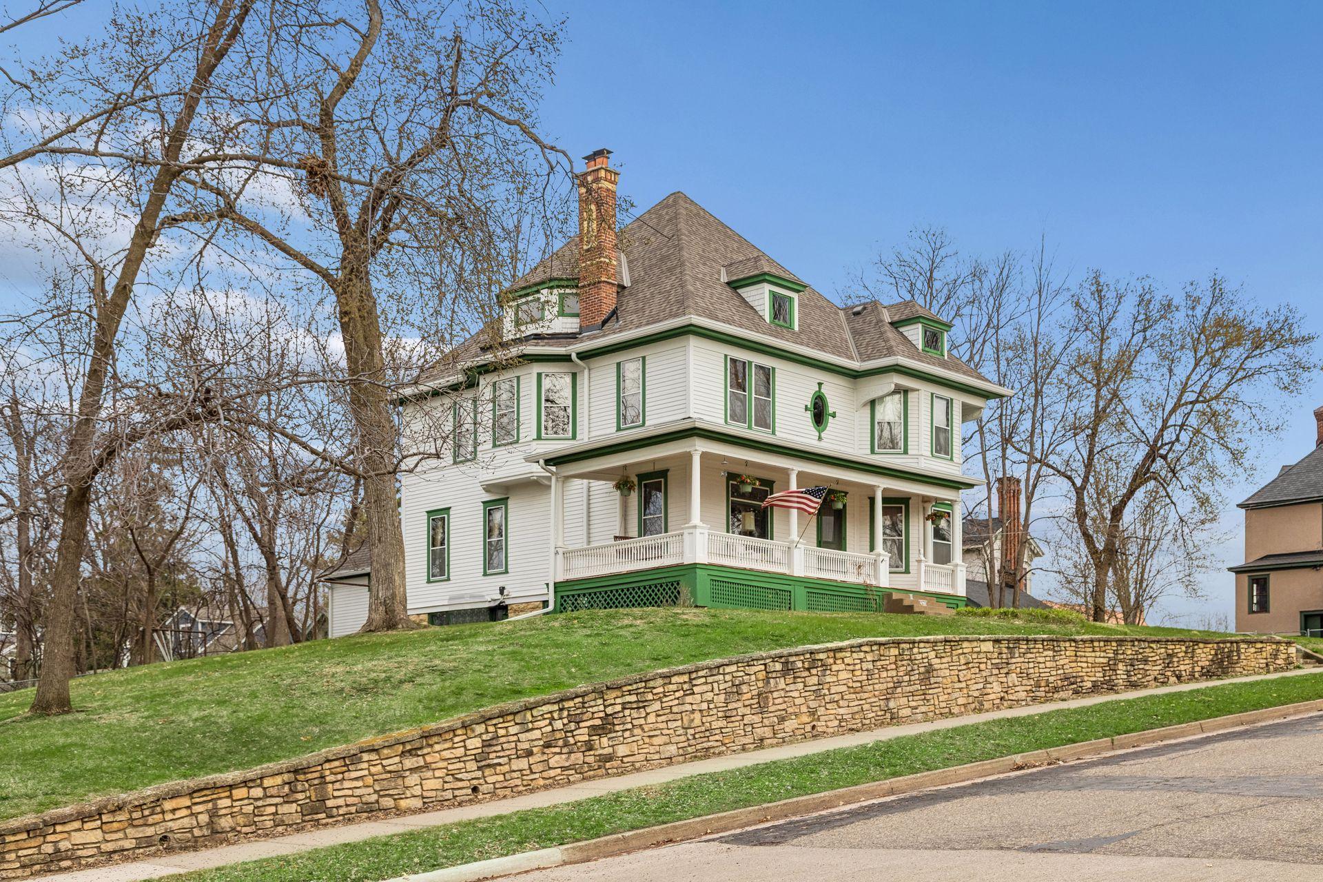 209 Orange Street