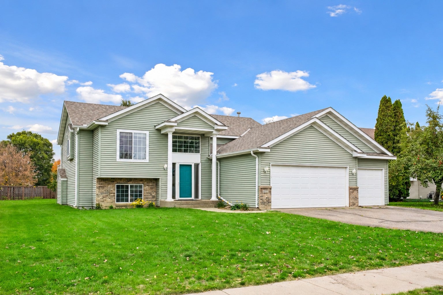 1025 4th Street N