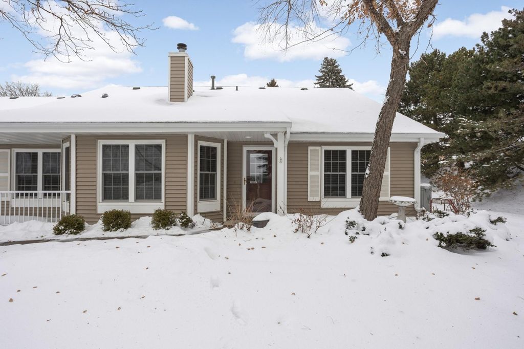 Photo of 14713 Oak Run Lane, Burnsville, MN 55306 (MLS # 7002508)