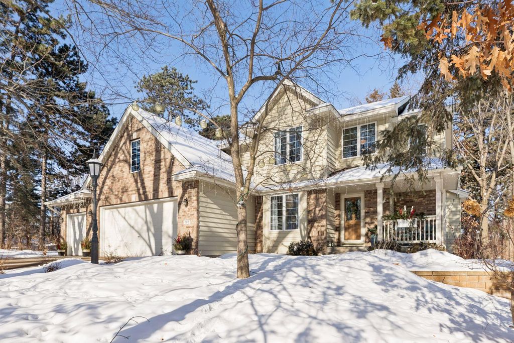 Photo of 705 Valley View Court, Shoreview, MN 55126 (MLS # 6814753)