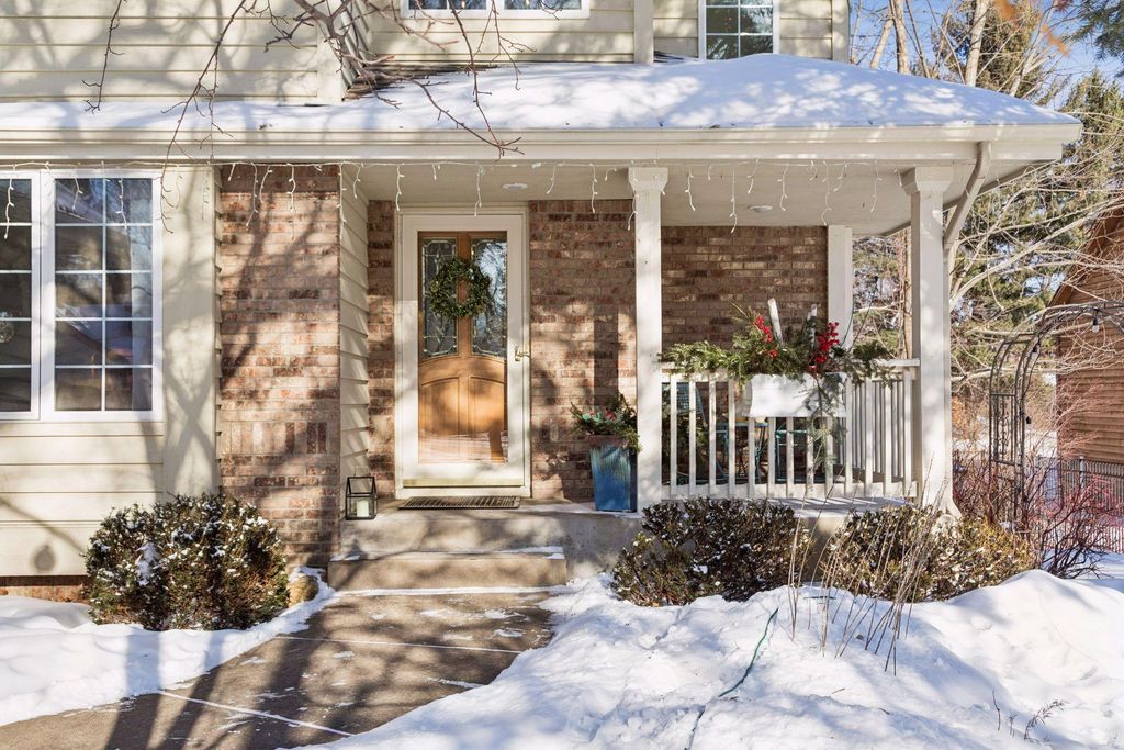 Photo of 705 Valley View Court, Shoreview, MN 55126 (MLS # 6814753)