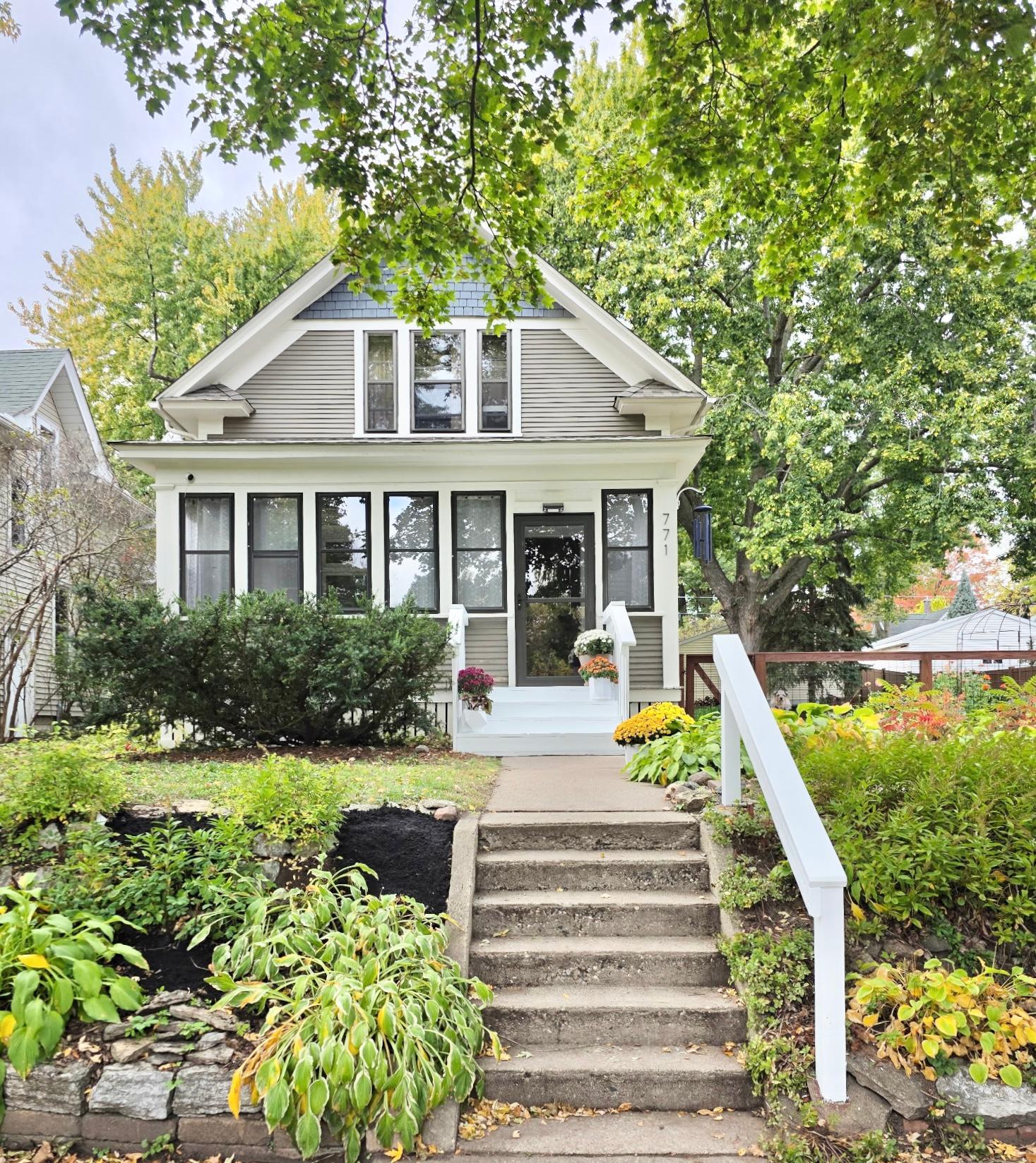 771 Ottawa Avenue