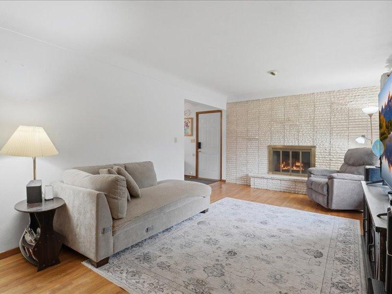 2226 Cardinal Place