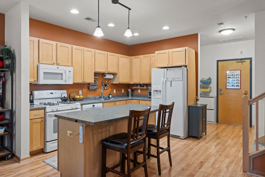 Photo of 2900 11th Avenue S #1009, Minneapolis, MN 55407 (MLS # 7115886)