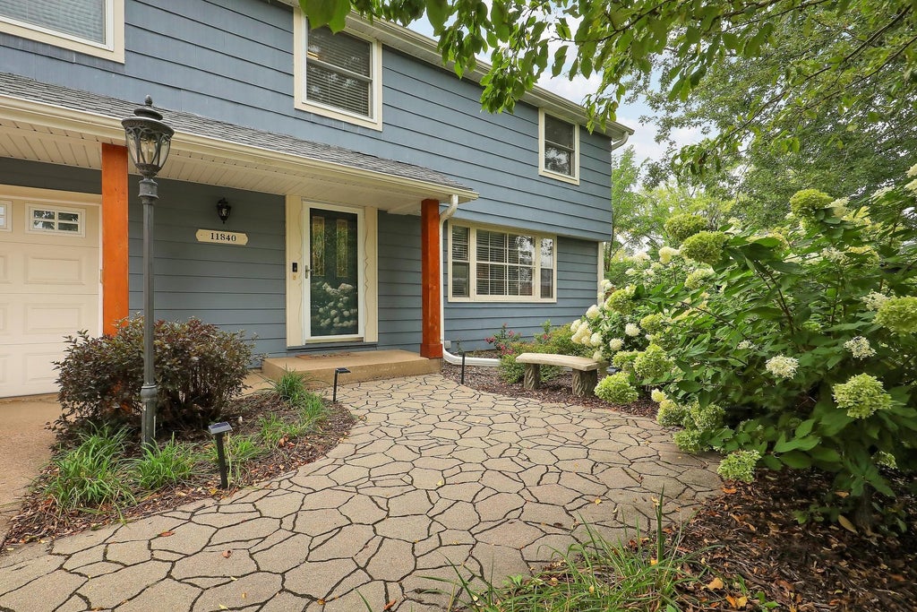 Photo of 11840 Wren Street NW, Coon Rapids, MN 55433 (MLS # 7162832)