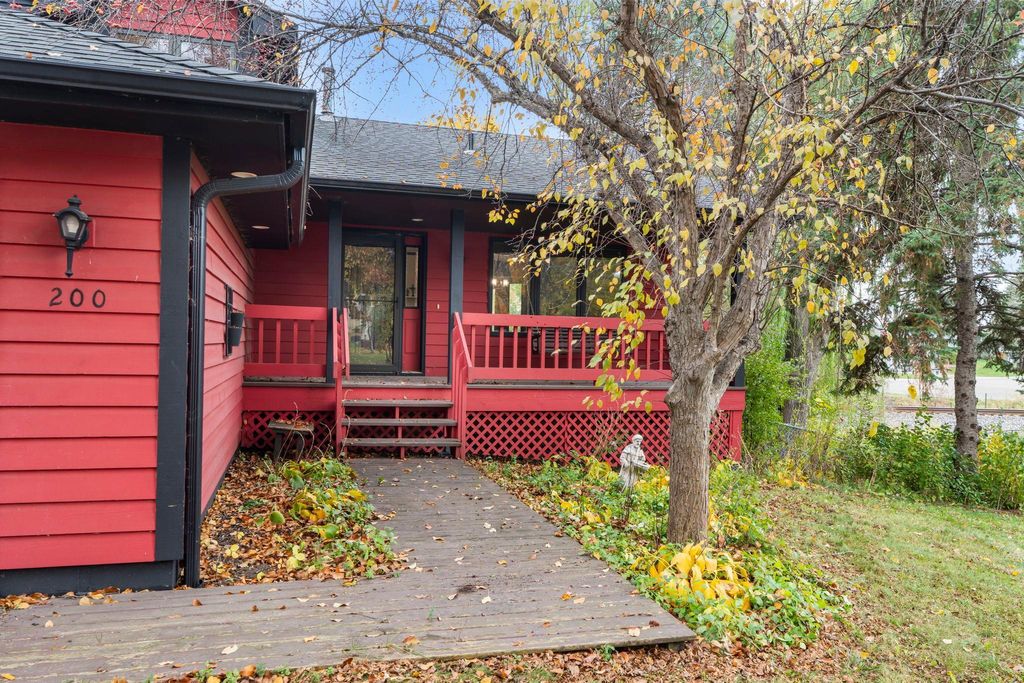 Photo of 200 Meadow Drive, Loretto, MN 55357 (MLS # 7000167)