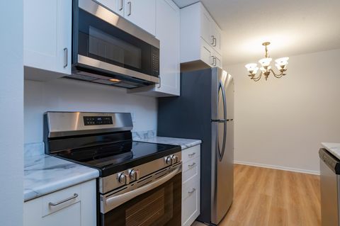 2446 Aldrich Avenue S 111 Minneapolis MN 55405