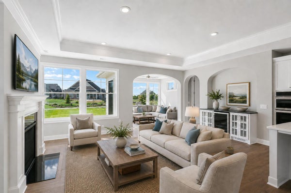 48 SPRING FARM RD, NORTH OAKS, MN 55127 - Image 245cea1bfcd91c1bcec0cc226ec2a81a/2544653324