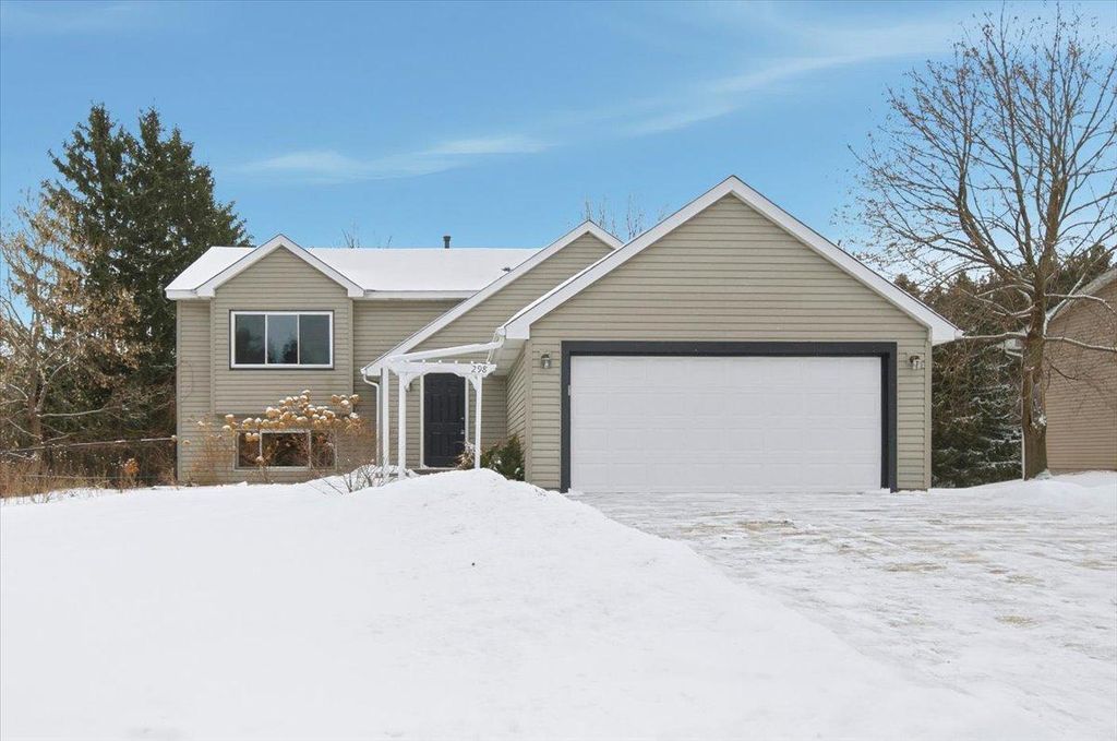 Photo of 298 70th Street N, Mahtomedi, MN 55115 (MLS # 7005254)