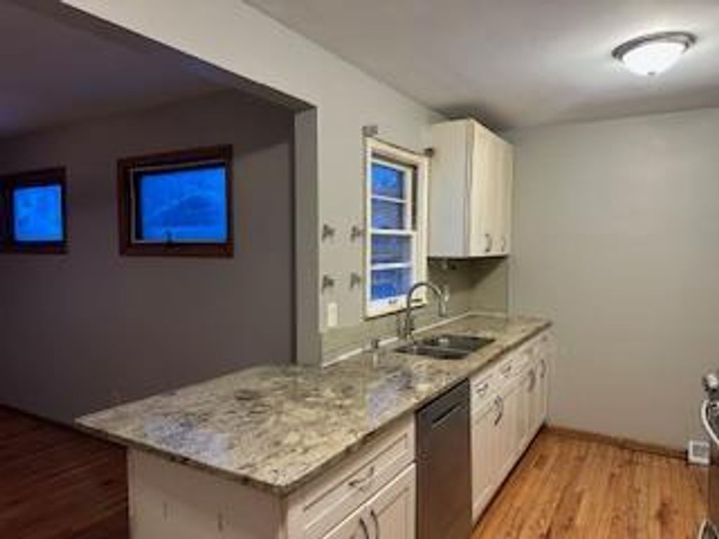 Photo of 6921 Russell Avenue S, Richfield, MN 55423 (MLS # 7002931)