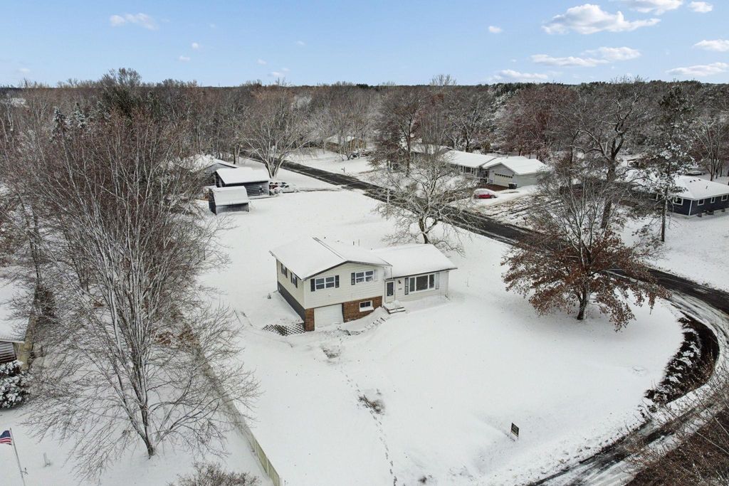 Photo of 540 156th Lane NW, Andover, MN 55304 (MLS # 6822023)