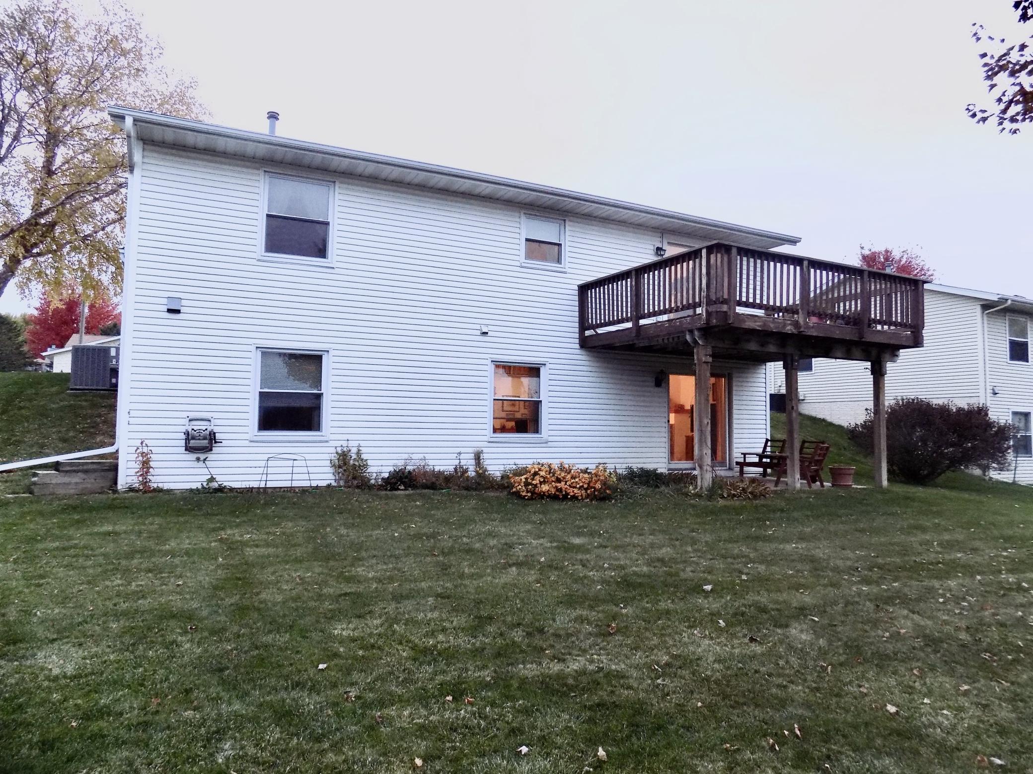 828 Diamond Ridge Lane NW