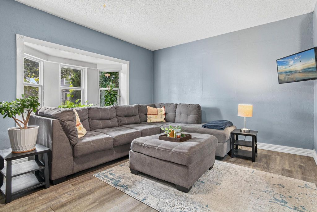 Photo of 653 19th Avenue NE, Minneapolis, MN 55418 (MLS # 7013795)