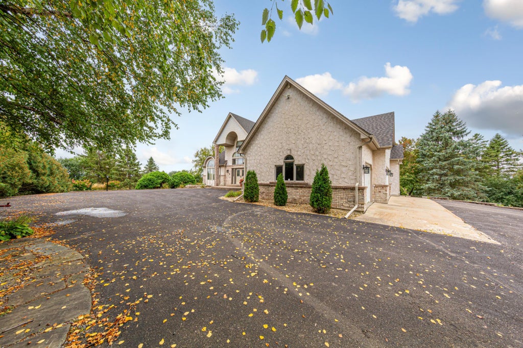 Photo of 1135 3rd Street NE, Faribault, MN 55021 (MLS # 7148446)