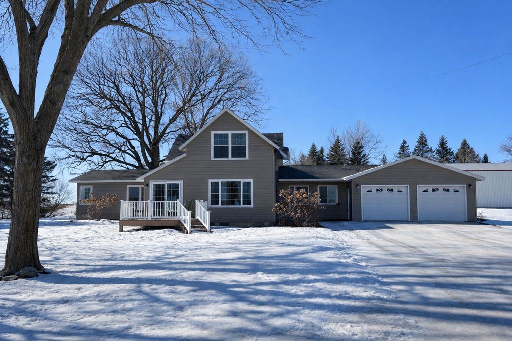 Photo of 37485 155th Avenue, Eagle Bend, MN 56446 (MLS # 7018595)
