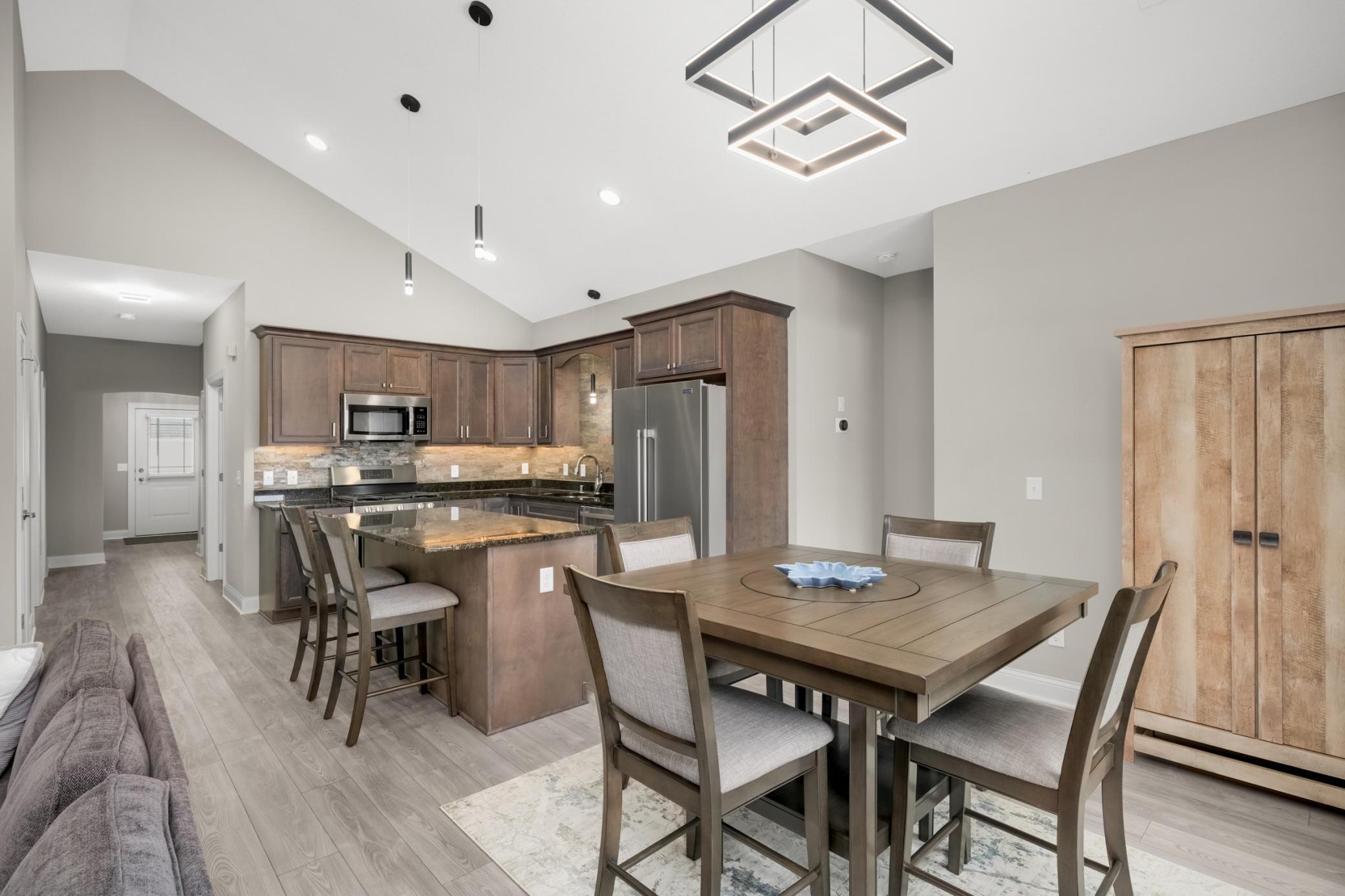 2159 Butternut Street