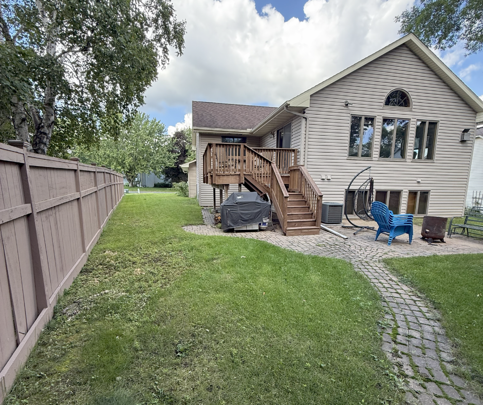 3910 Westbury Trail