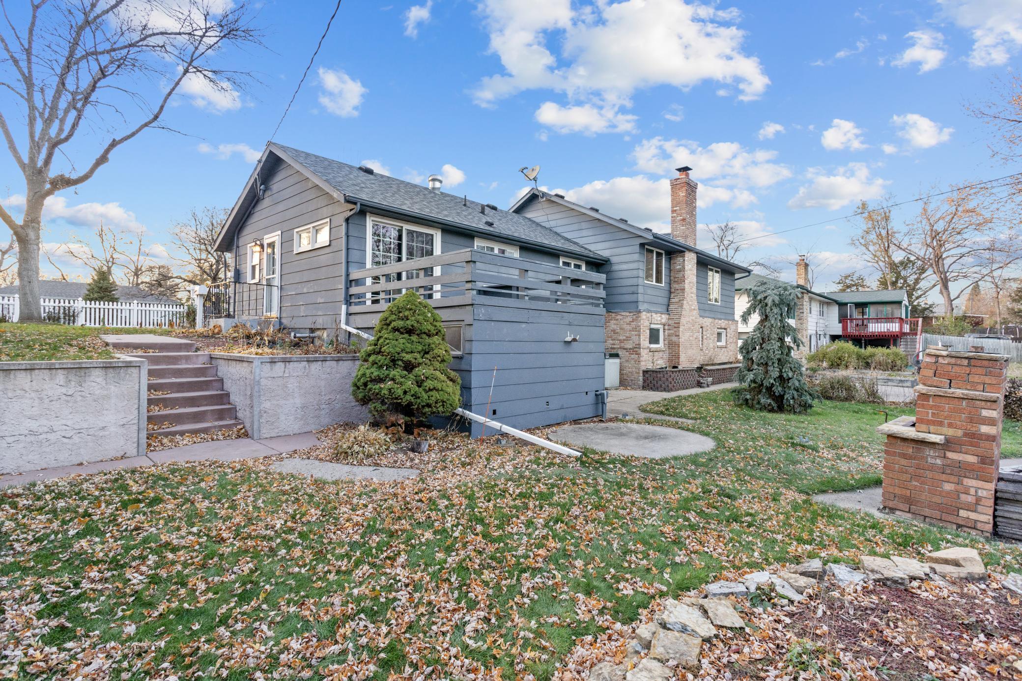 10633 Russell Avenue S