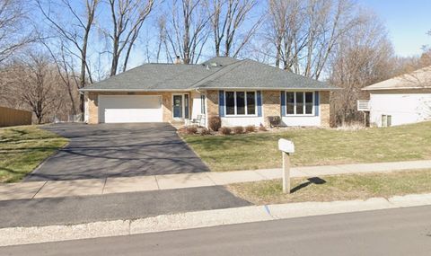 14526 Village Woods Drive Eden Prairie MN 55347