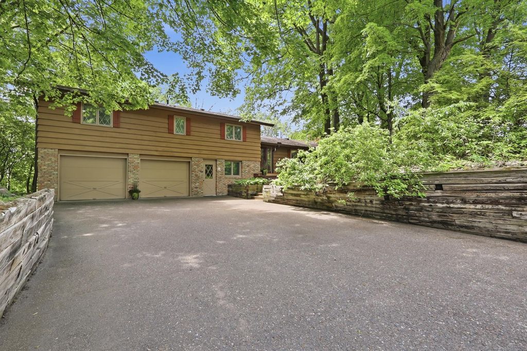Photo of 18415 14th Avenue N, Plymouth, MN 55447 (MLS # 7066609)
