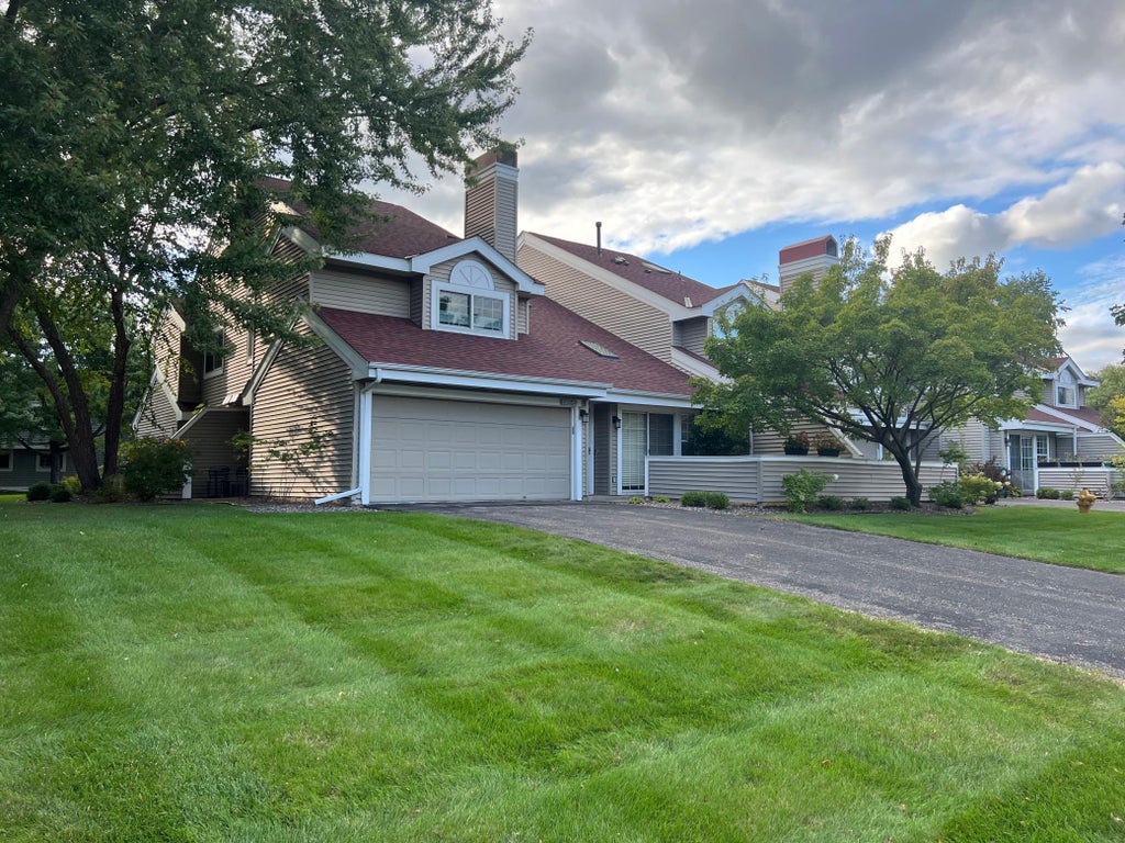 Photo of 1905 Shenandoah Court #D, Plymouth, MN 55447 (MLS # 7148704)