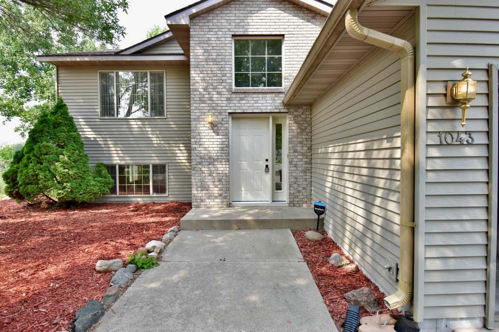 Photo of 1043 Lawrence Circle, Sartell, MN 56377 (MLS # 7114023)