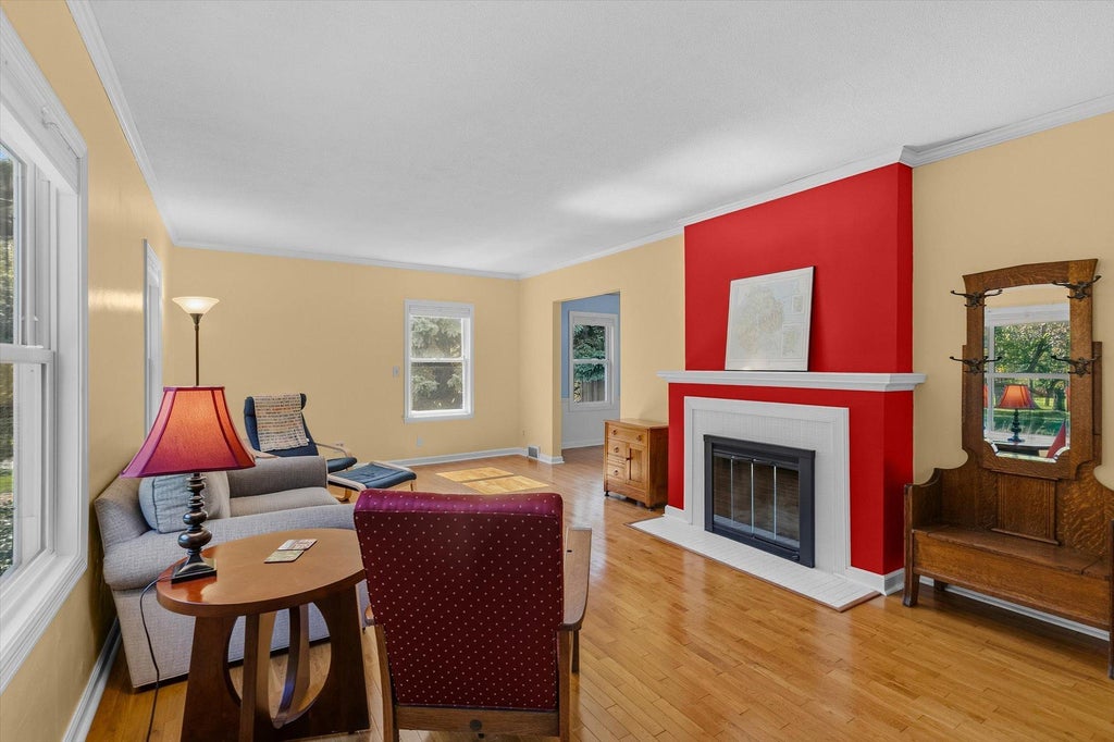 Photo of 2301 Xerxes Avenue N, Golden Valley, MN 55422 (MLS # 7133522)