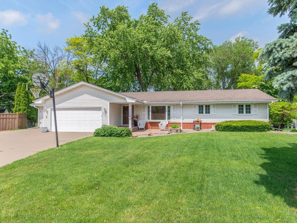 Photo of 3433 Gettysburg Avenue N, New Hope, MN 55427 (MLS # 7154022)