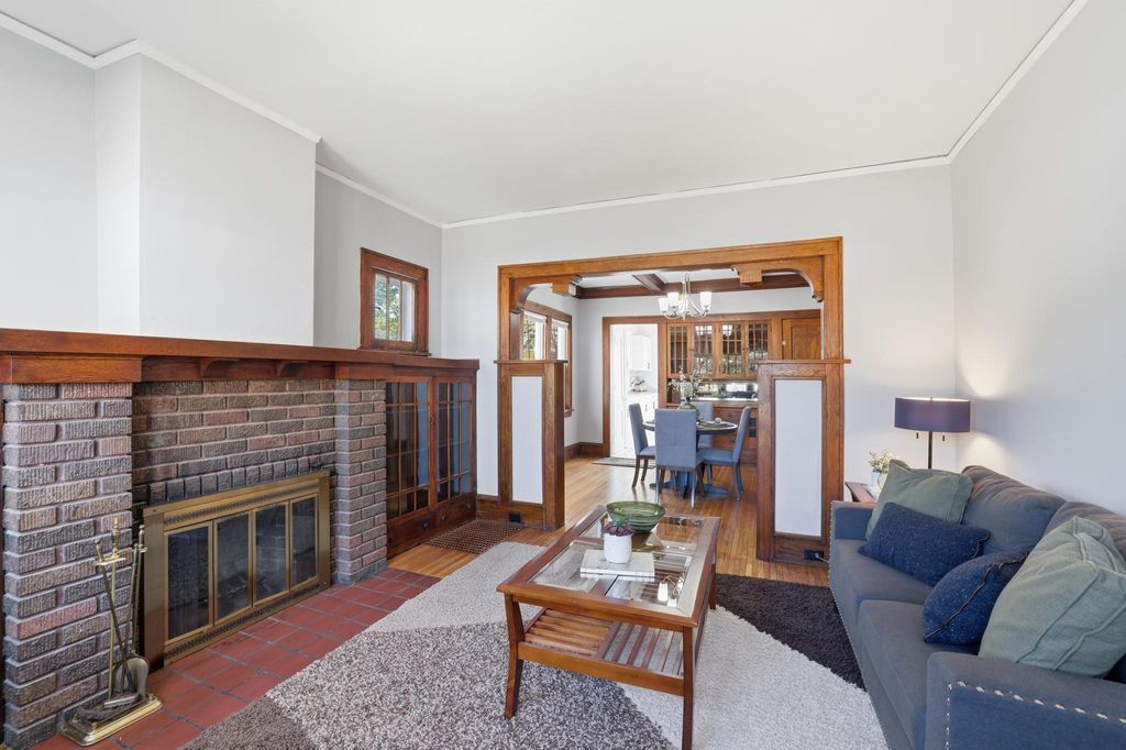 Photo of 3301 Lyndale Avenue N, Minneapolis, MN 55412 (MLS # 7066772)