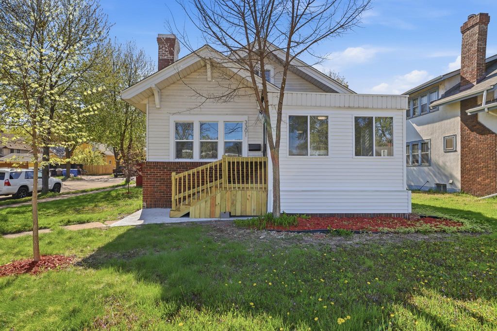 Photo of 3301 Lyndale Avenue N, Minneapolis, MN 55412 (MLS # 7066772)