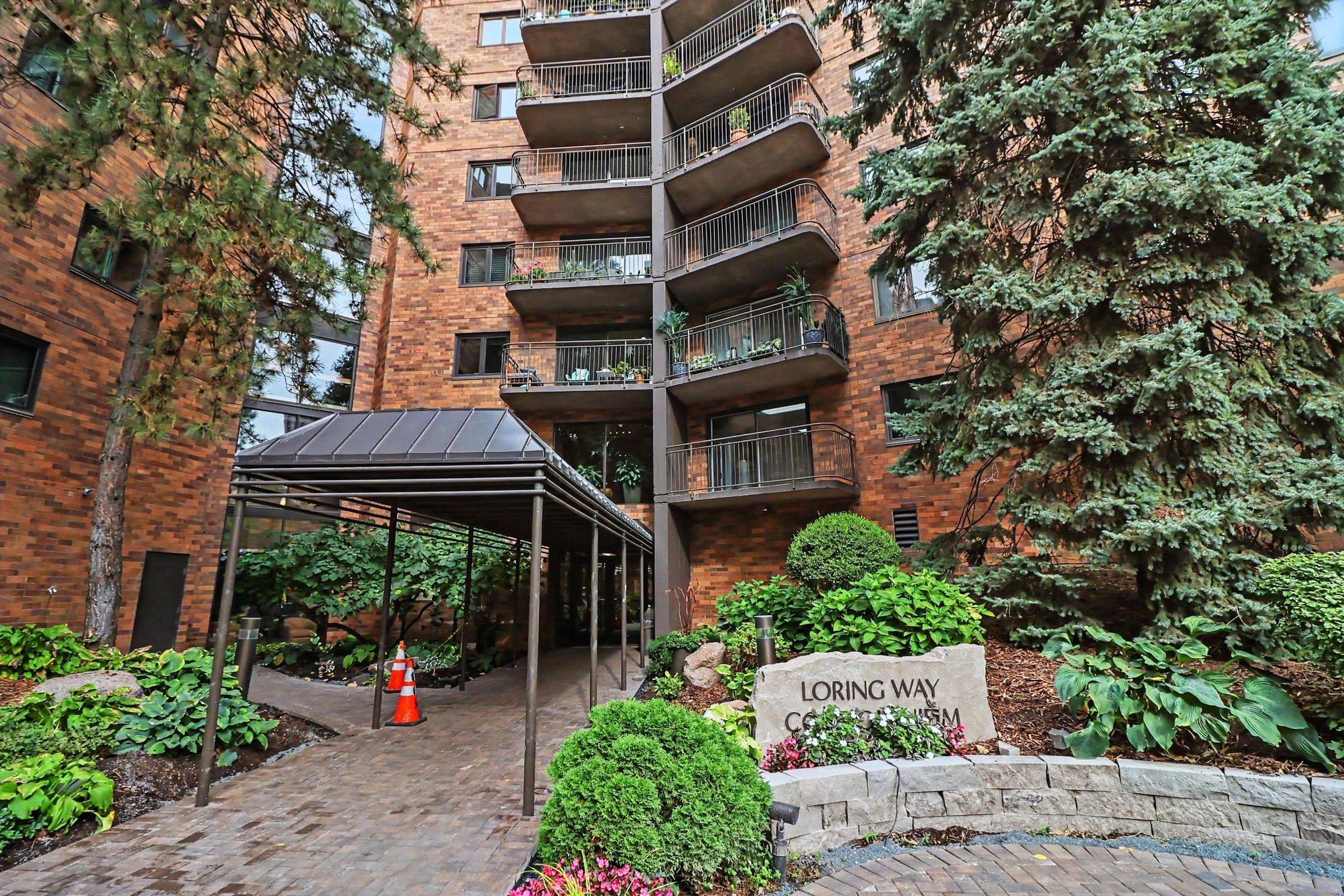 210 W Grant Street 615
