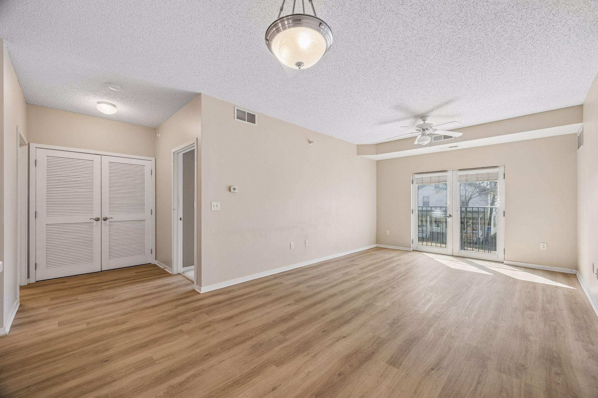 619 8th Street SE 211