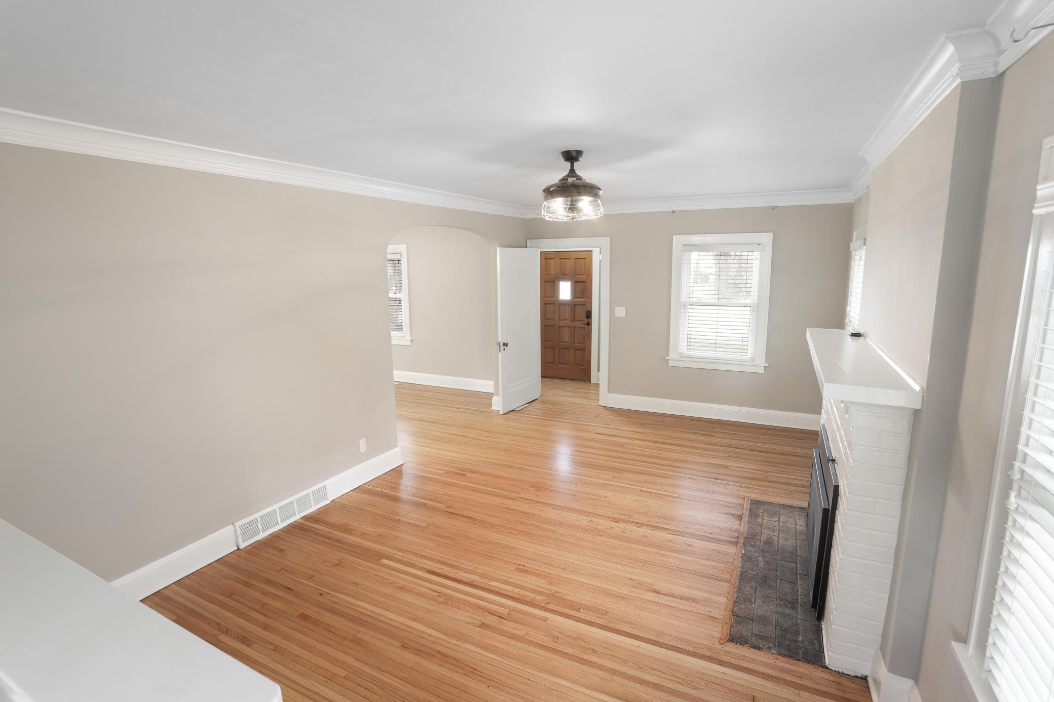 2312 W 54th Street