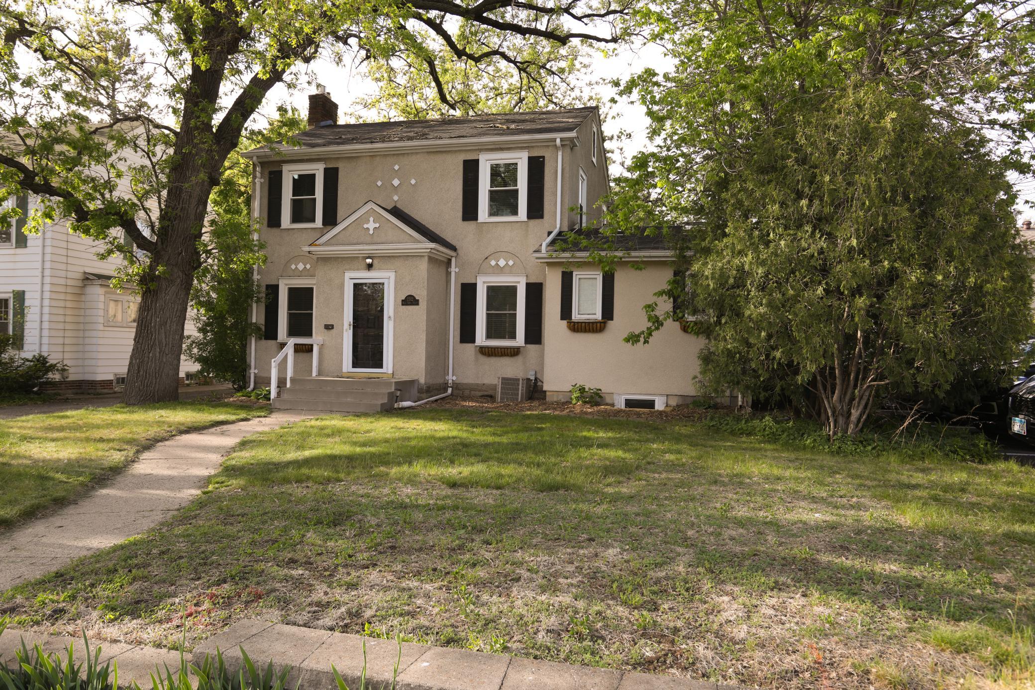 2312 W 54th Street