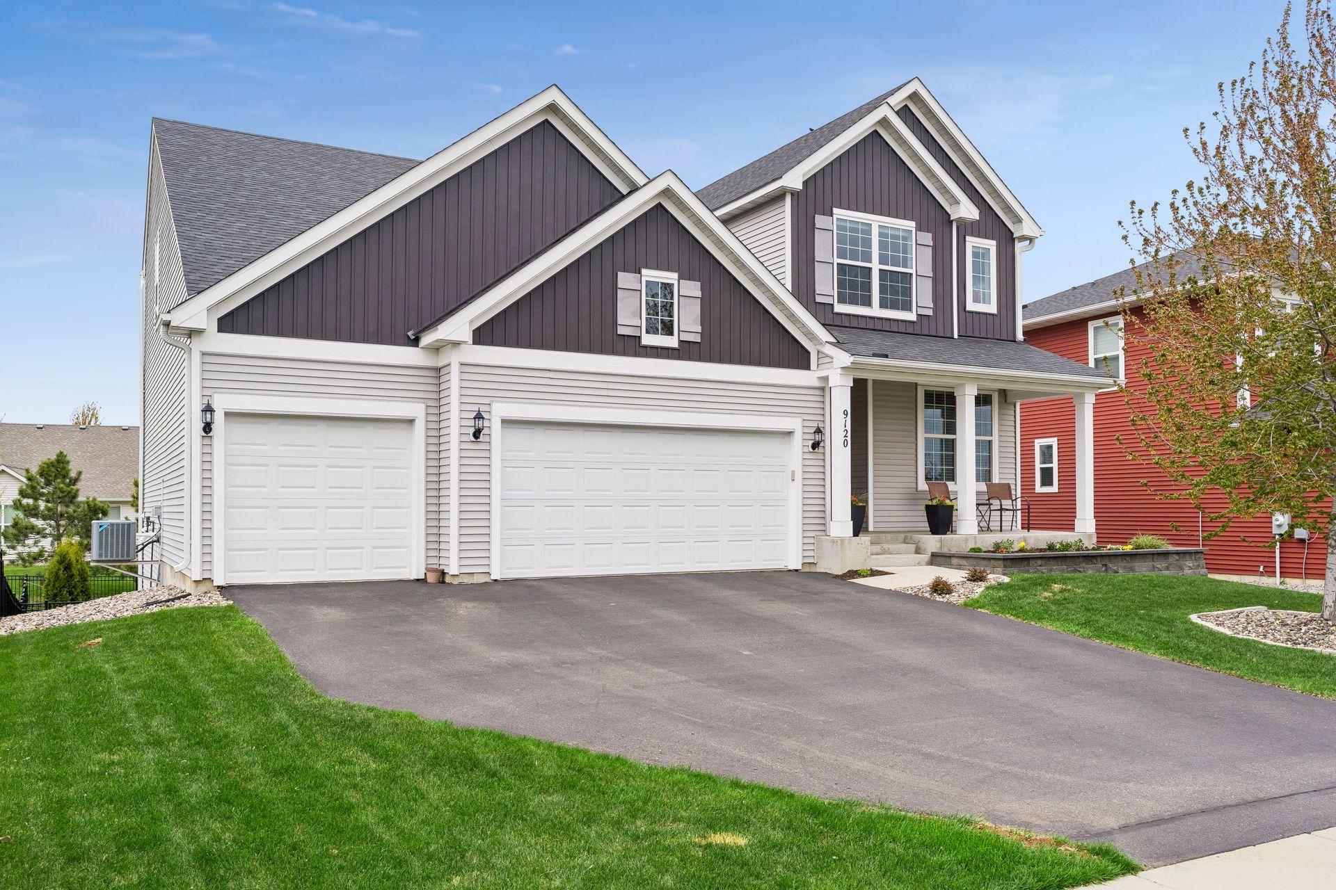 9120 Lighthouse Lane