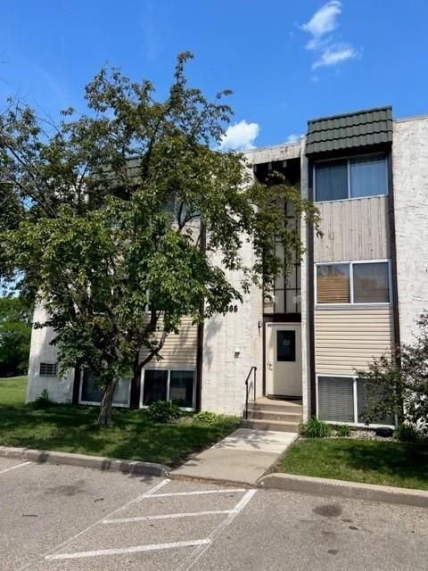 12866 Nicollet Avenue S 302 Burnsville MN 55337