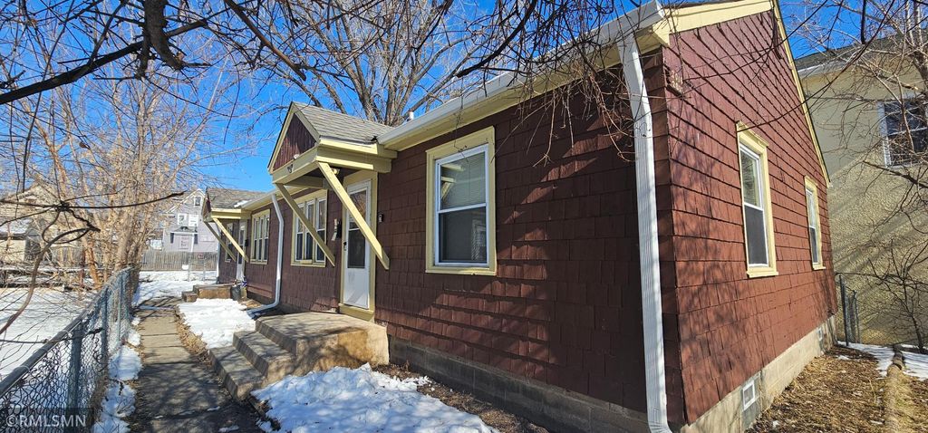 Photo of 2016 - 2018 25th Avenue N, Minneapolis, MN 55411 (MLS # 7043297)