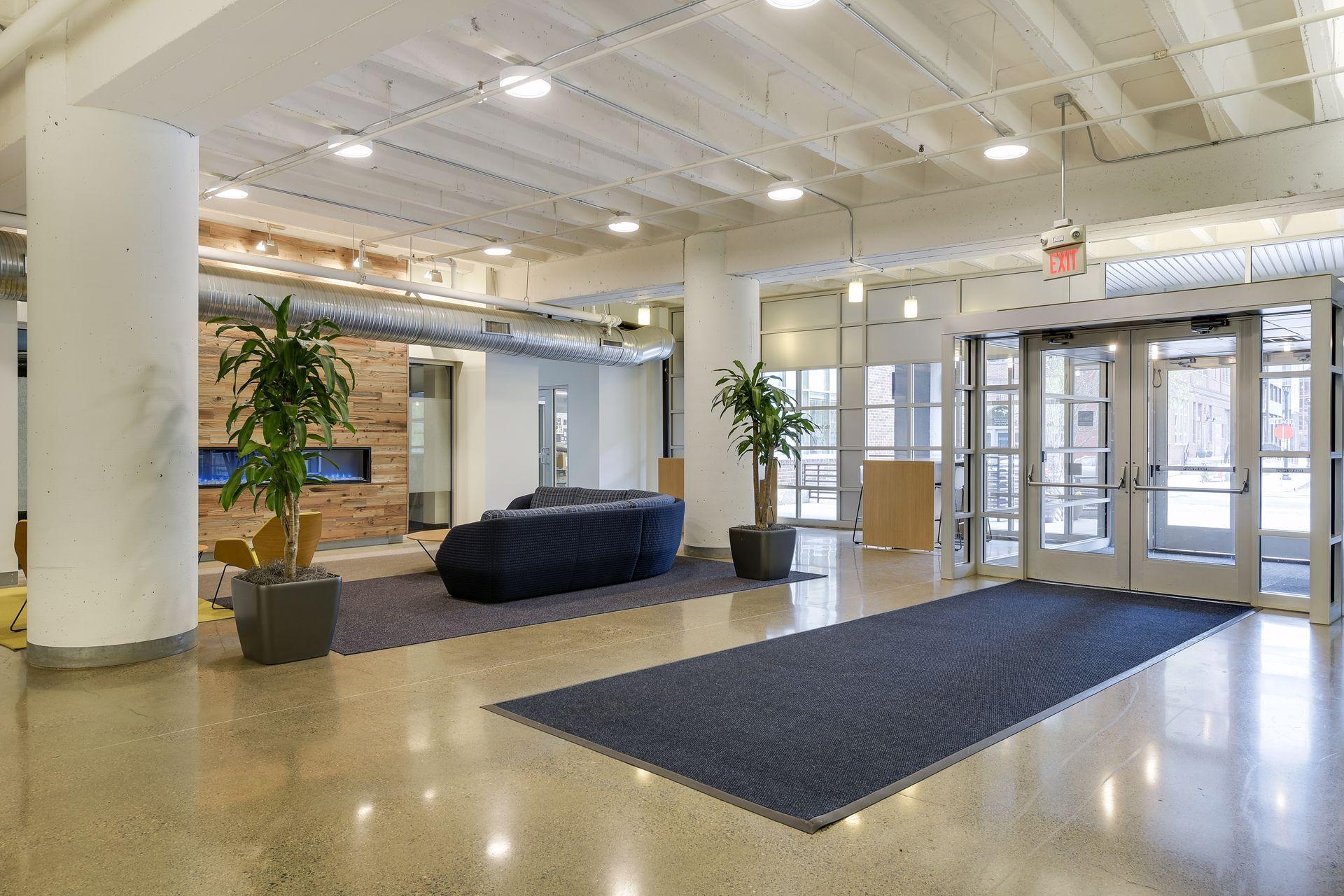 901 N 3rd 414