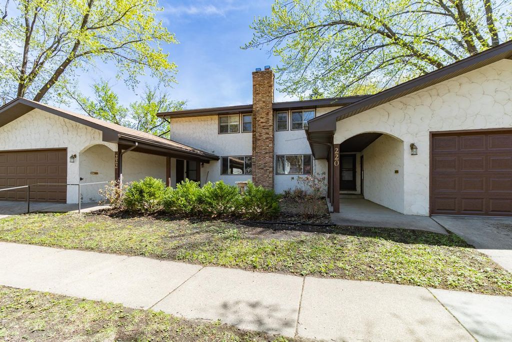 Photo of 222 Virginia Street, Saint Paul, MN 55102 (MLS # 7064784)