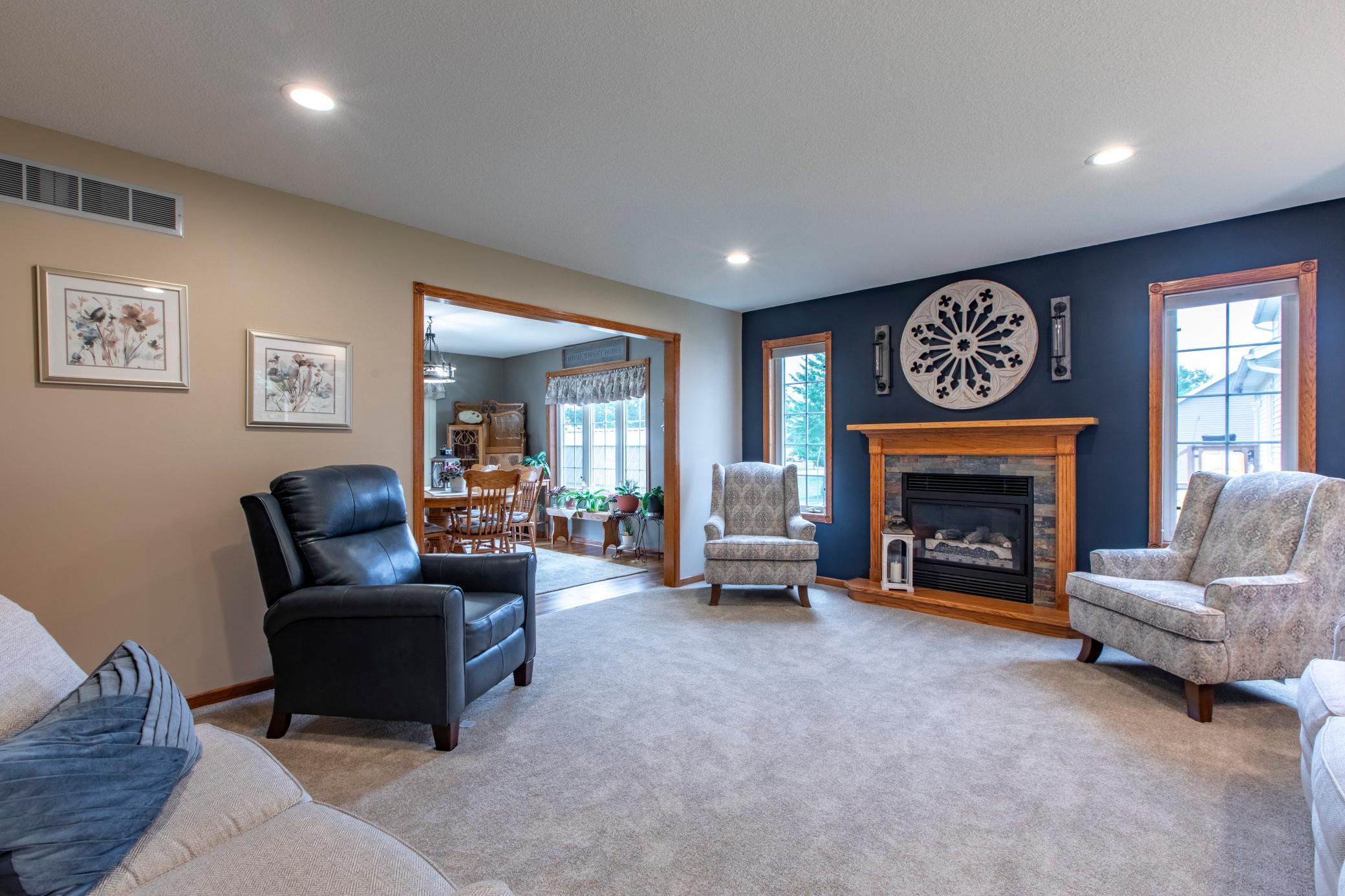 704 Country Estate Court SE