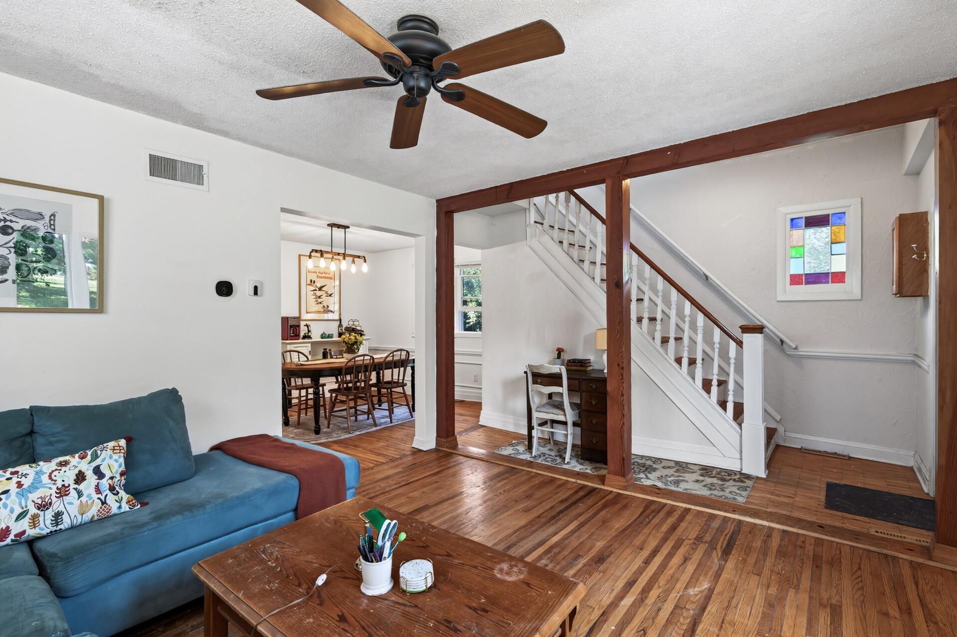 2819 E 25th Street