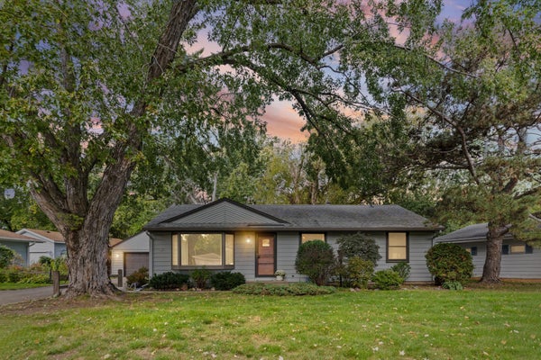 10230 YORK LN, MINNEAPOLIS, MN 55431 - Image 2575c5f41bb0b4362b5a4f65d457b310/2750416929