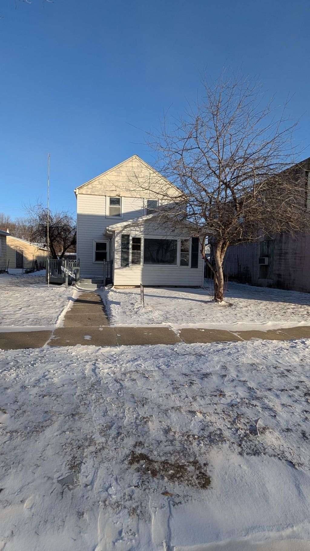 Photo of 1009 4th Avenue NE, Austin, MN 55912 (MLS # 7014132)